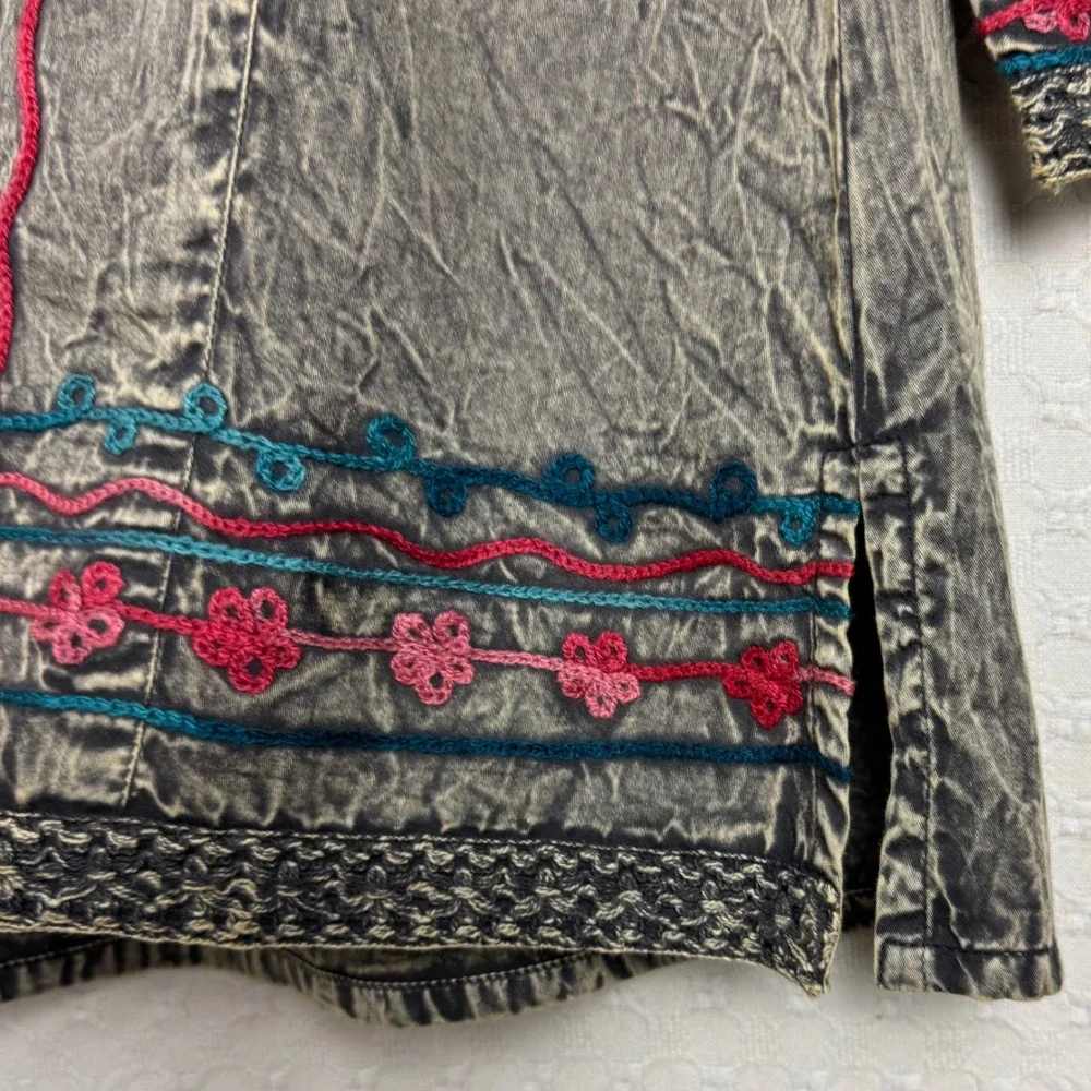 NEW Parsley & Sage Embroidered Boho Top‎ Women S Stone Gray Artisan 3/4 Sleeve